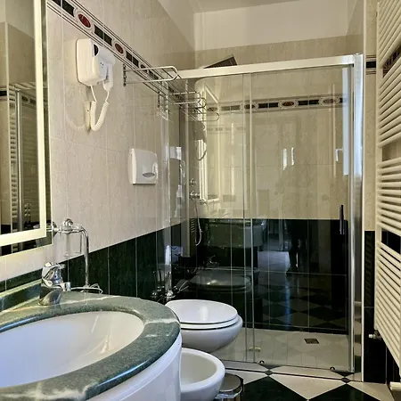 Leone - Vista Mare - Pet Friendly Rimini